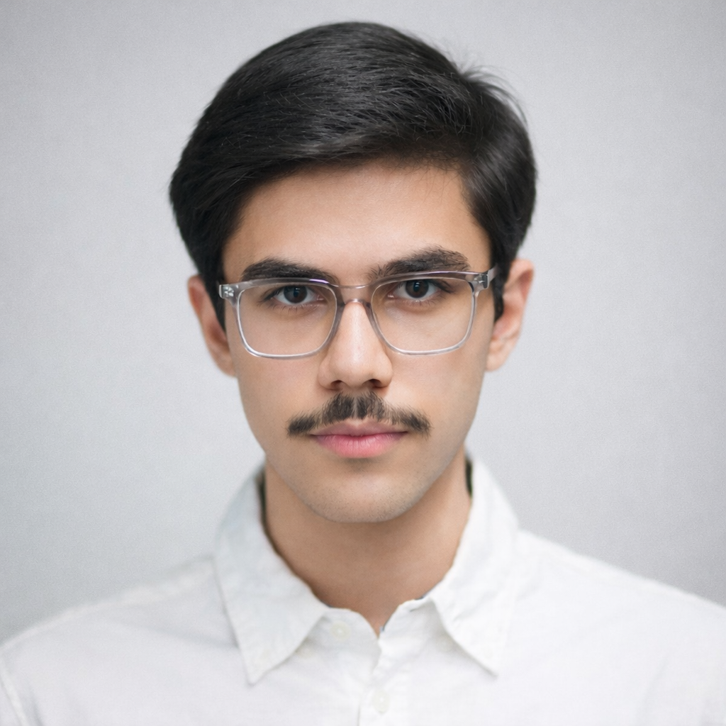 Varun Ahlawat headshot